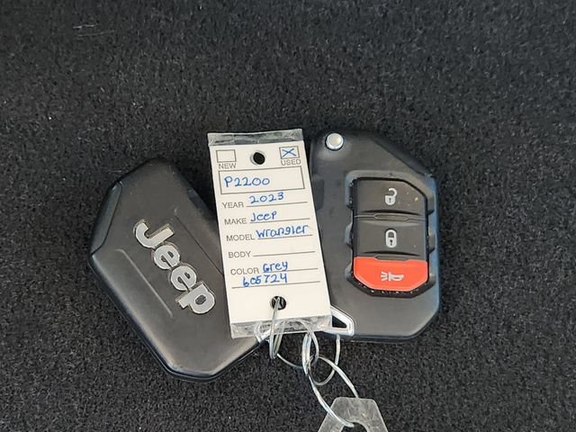 Certified 2023 Jeep Wrangler Unlimited Sahara image 33