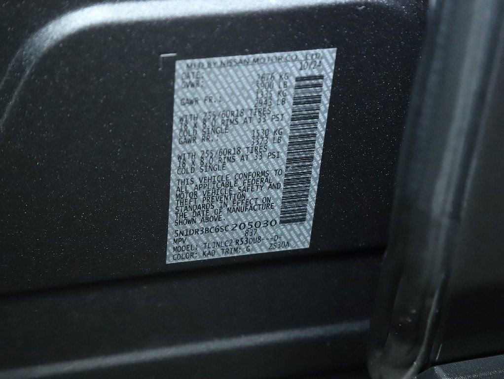 Used 2025 Nissan Pathfinder SV image 21