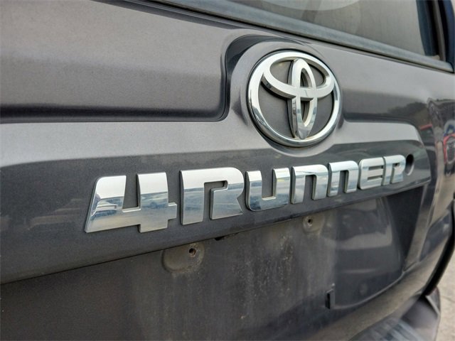 Used 2018 Toyota 4Runner SR5 Premium image 9