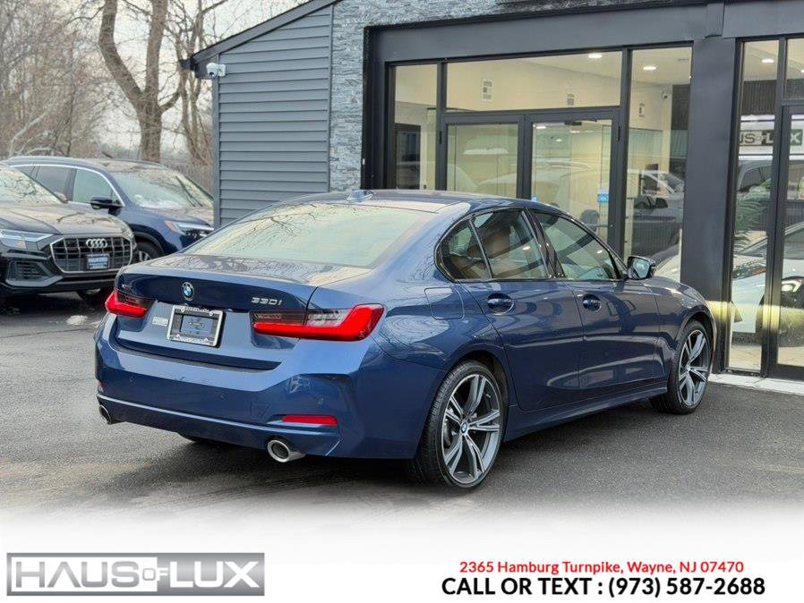 Used 2023 BMW 330i xDrive Sedan w/ Premium Package AWD/4WD image 20