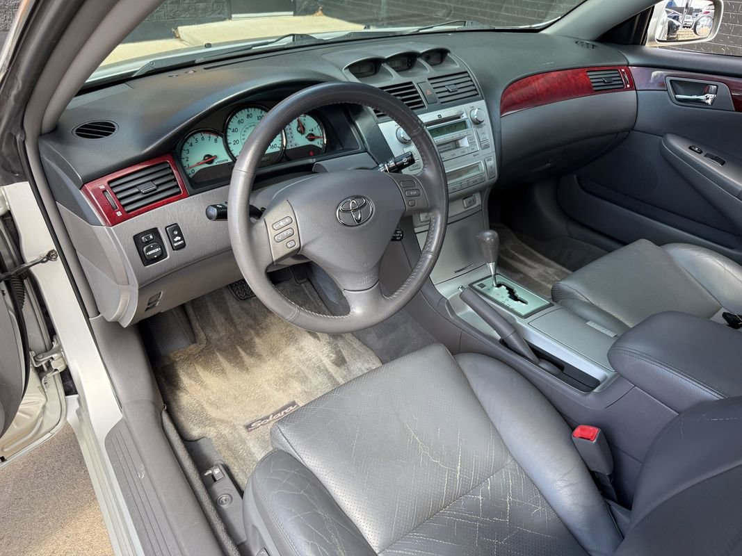 Used 2004 Toyota Solara SE FWD image 19