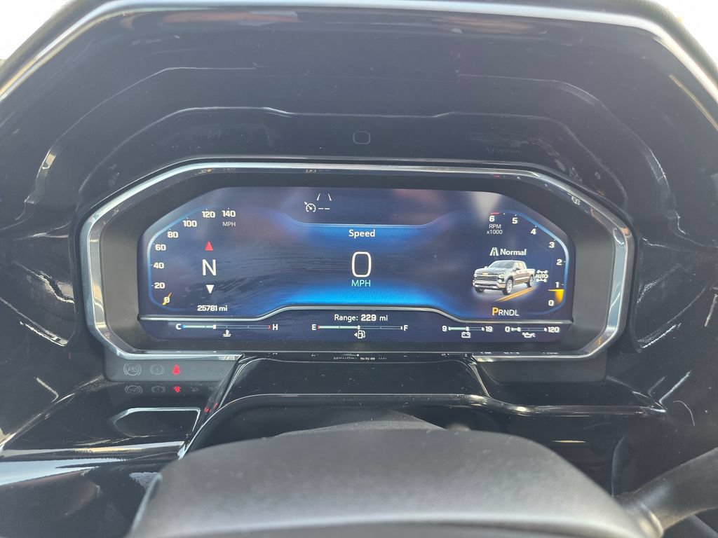 Certified 2024 Chevrolet Silverado 1500 LT AWD/4WD image 15