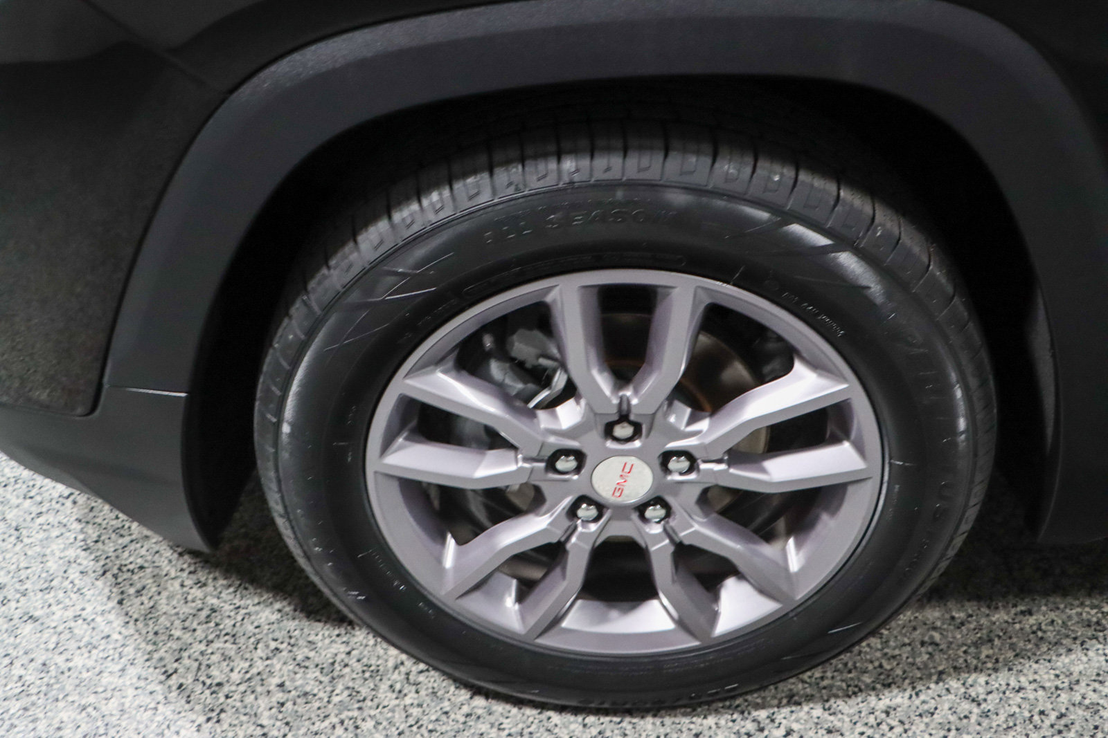 Used 2024 GMC Terrain SLT FWD image 11