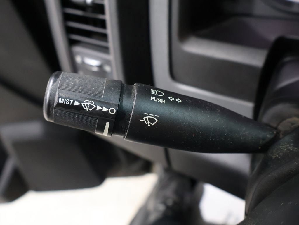 Used 2013 RAM 2500 Tradesman w/ Chrome Appearance Group image 31