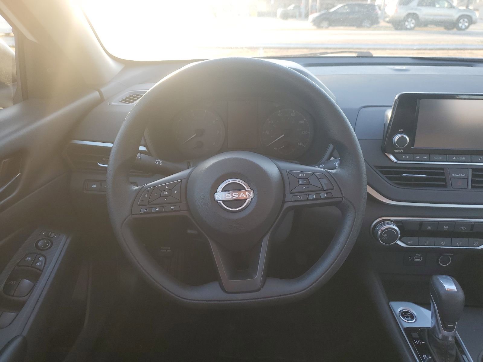 Used 2024 Nissan Altima 2.5 S image 11