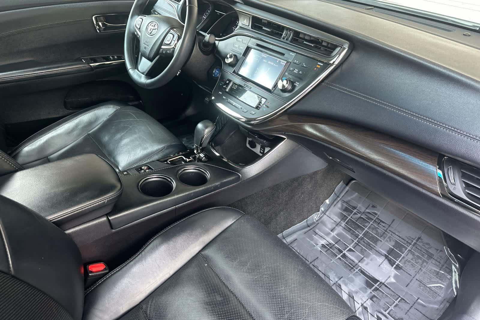 Used 2016 Toyota Avalon Limited w/ Protection Package FWD image 15