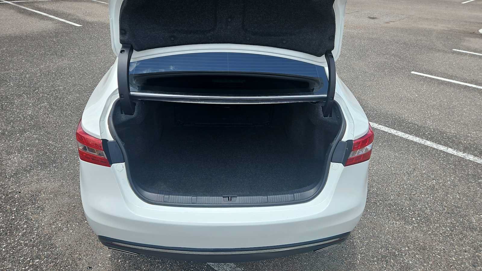 Used 2017 Toyota Avalon Touring FWD image 21