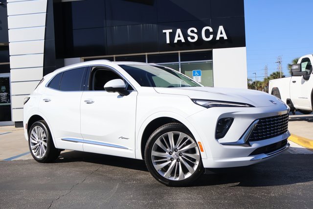 New 2026 Buick Envision Avenir image 1