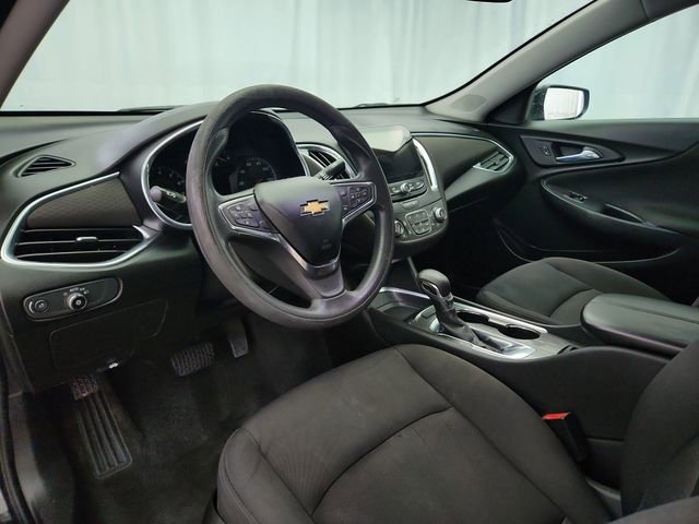 Used 2021 Chevrolet Malibu LT FWD image 9