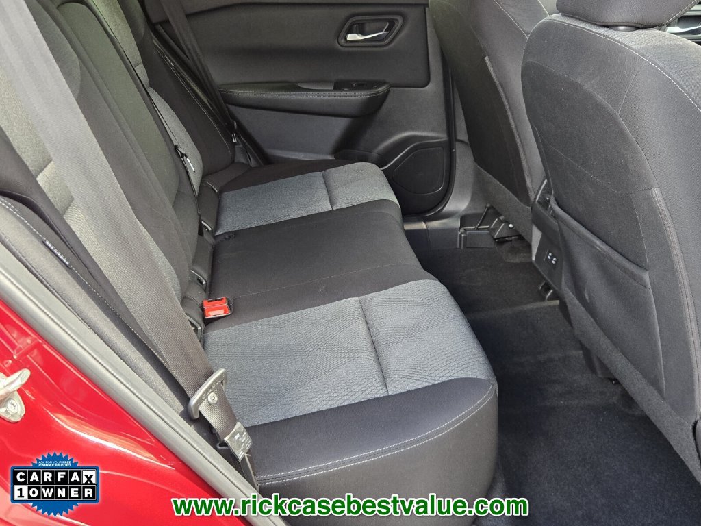 Used 2025 Nissan Rogue SV AWD/4WD image 17