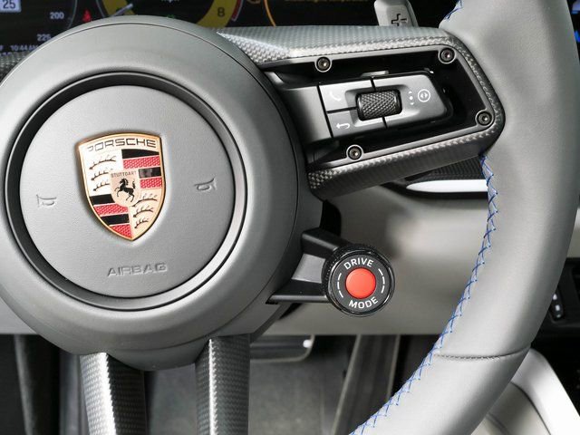 Certified 2025 Porsche 911 Targa 4 GTS AWD/4WD image 13
