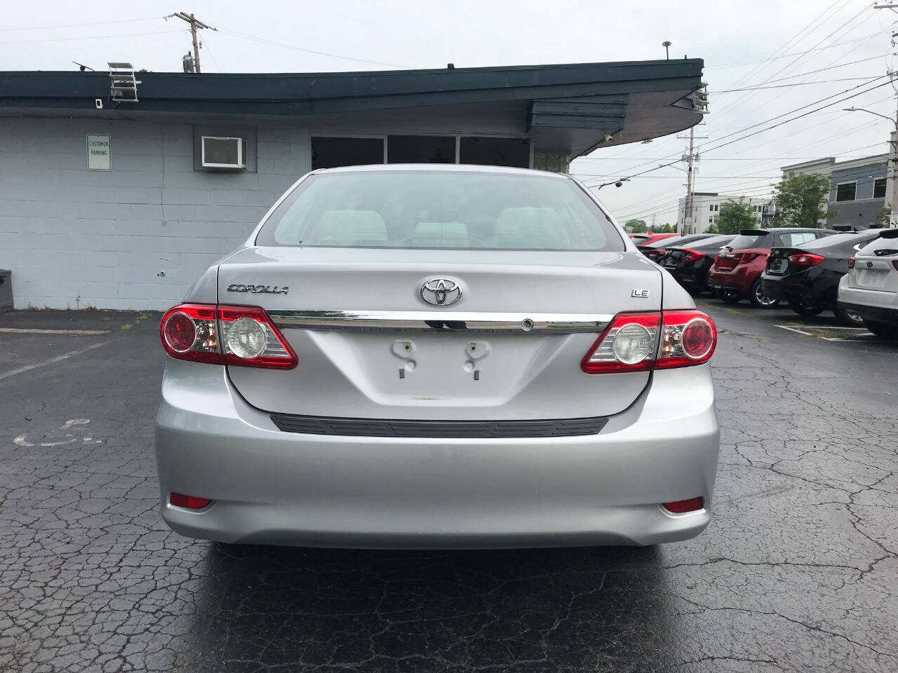 Used 2012 Toyota Corolla LE FWD image 6
