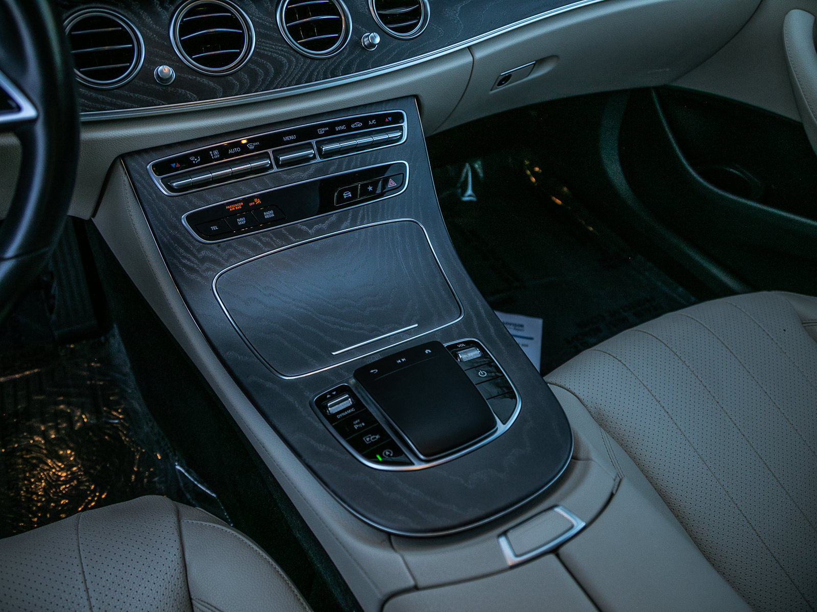 Used 2021 Mercedes-Benz E 350 Sedan image 18