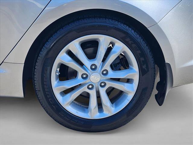 Used 2012 Kia Optima EX image 19