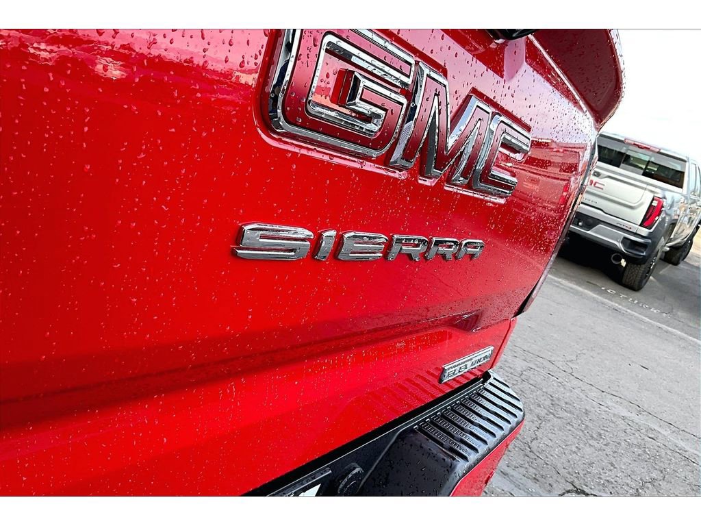 New 2025 GMC Sierra 1500 Elevation image 9