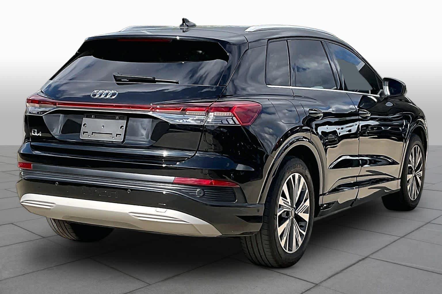 Used 2023 Audi Q4 e-tron Premium Plus w/ Premium Plus RWD image 11