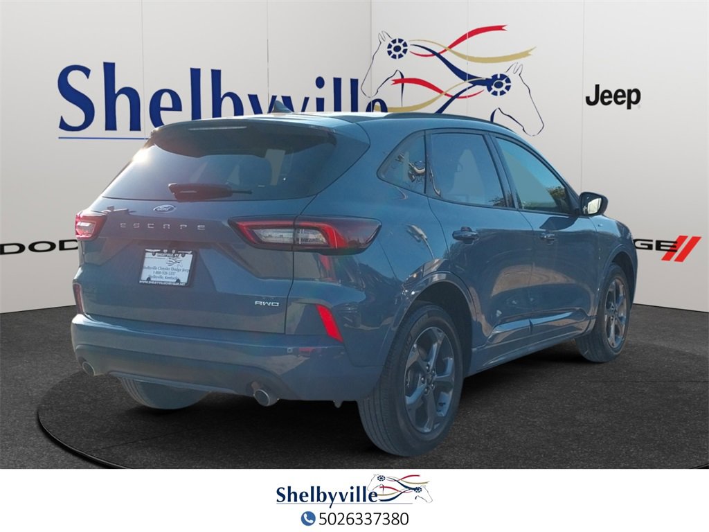 Used 2023 Ford Escape ST-Line image 4