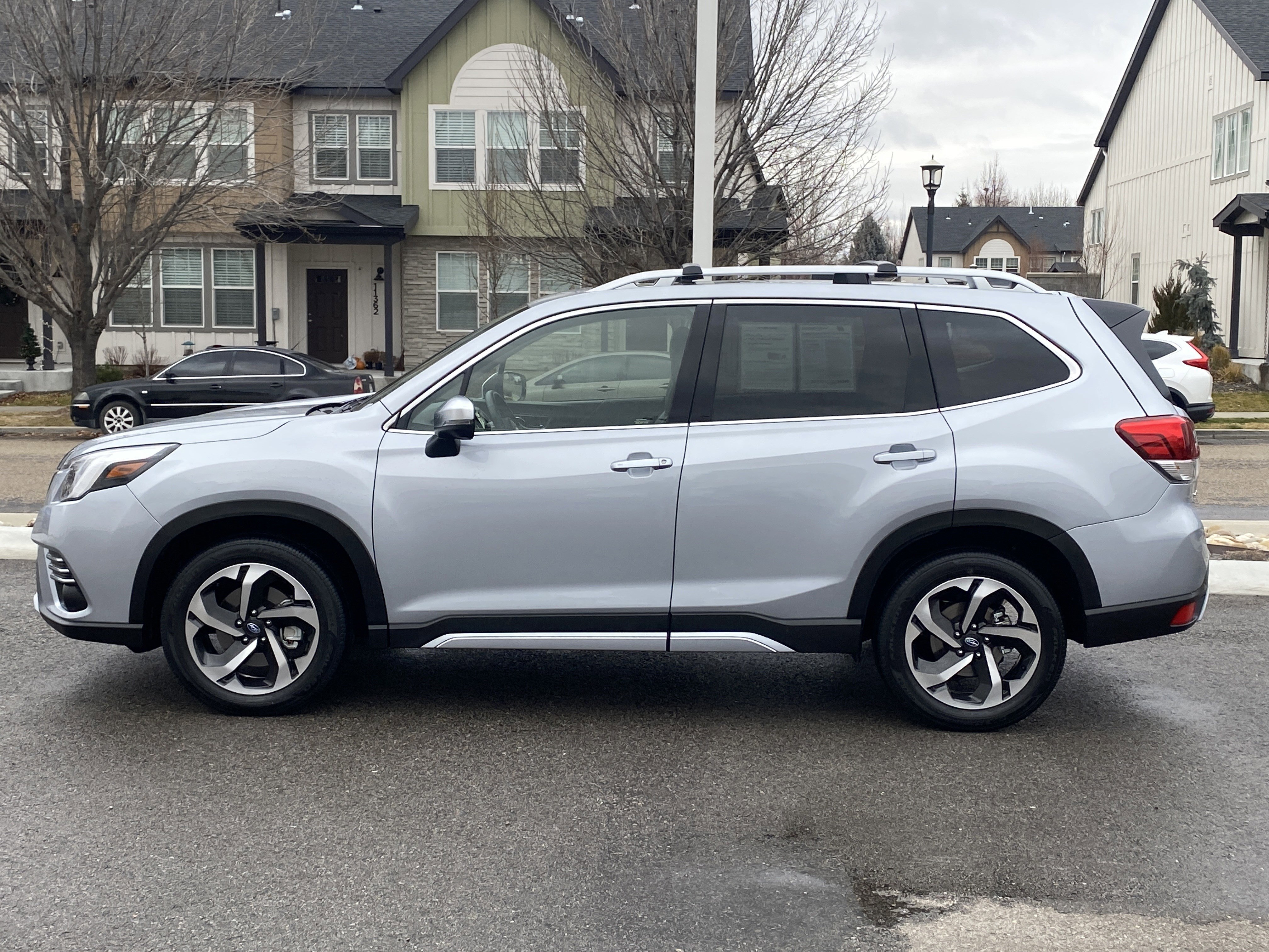 Used 2024 Subaru Forester Touring image 3