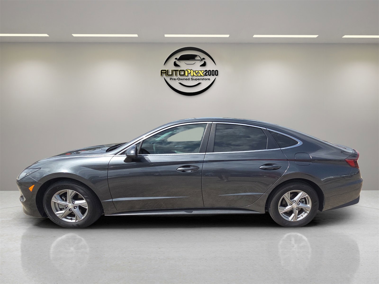 Used 2023 Hyundai Sonata SE image 5