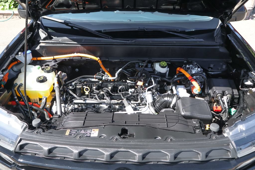 Used 2024 Ford Maverick XLT w/ XLT Luxury Package FWD image 12