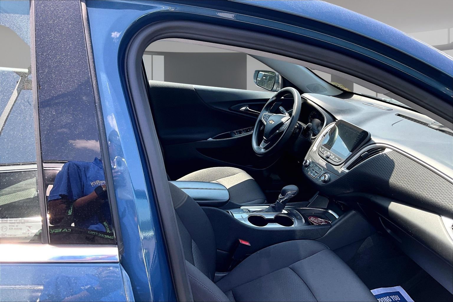 Used 2025 Chevrolet Malibu LT FWD image 29