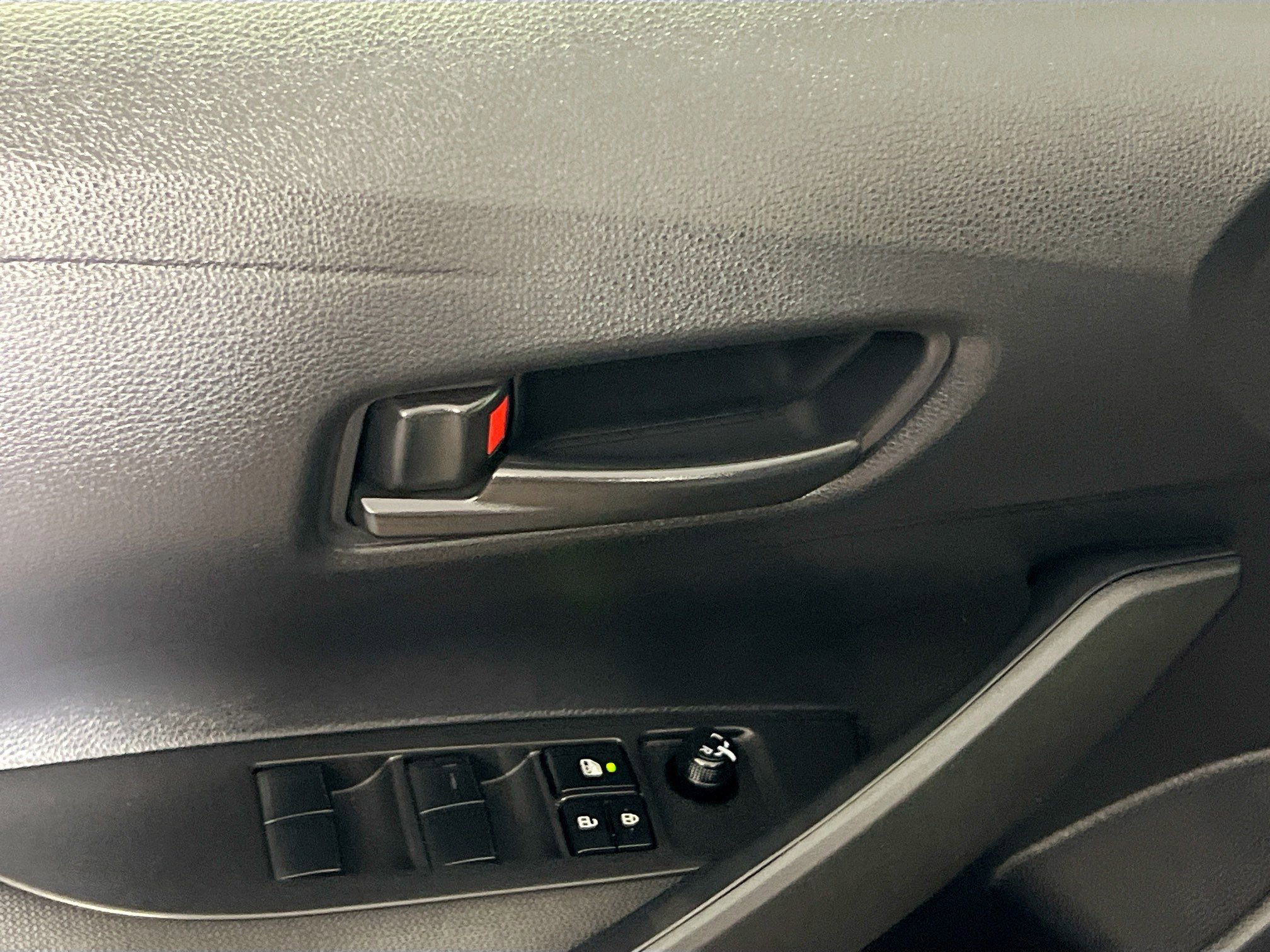 Used 2024 Toyota Corolla LE image 16