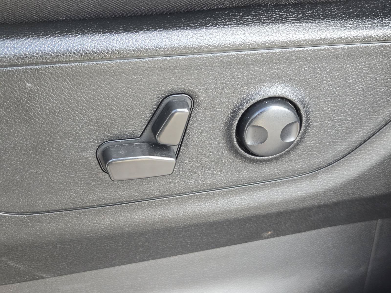 Used 2022 RAM 1500 Big Horn AWD/4WD image 24