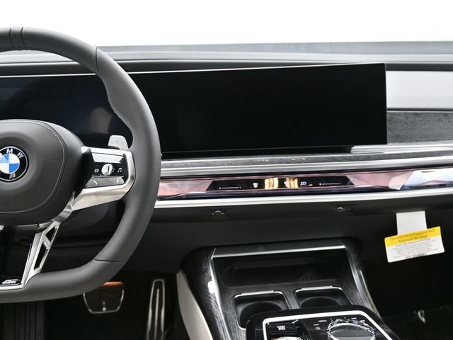 New 2025 BMW 760i xDrive w/ Executive Package image 14