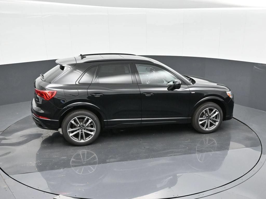 New 2025 Audi Q3 2.0T Premium AWD/4WD image 16