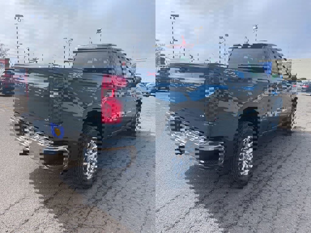 New 2026 Chevrolet Silverado 1500 LT image 5