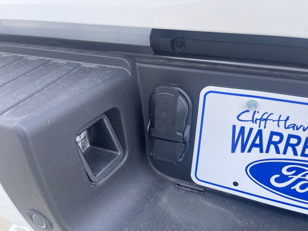 New 2025 Ford F250 Lariat w/ Lariat Ultimate Package image 39