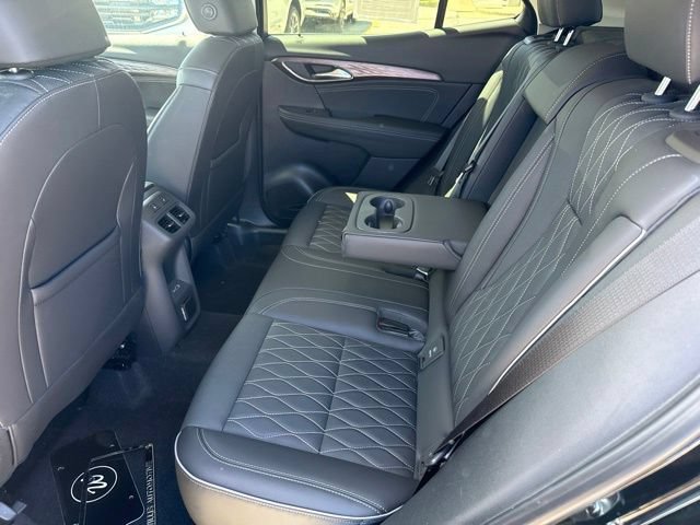 Used 2023 Buick Envision Avenir AWD/4WD image 17