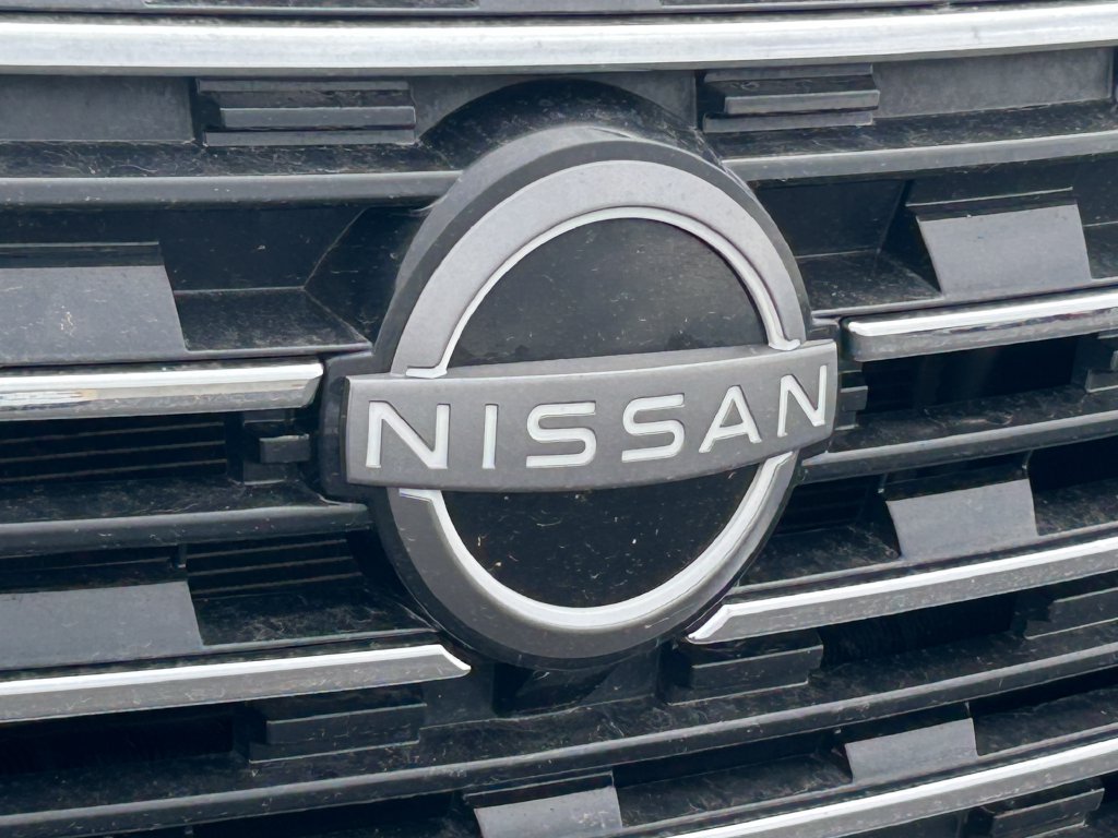 Used 2024 Nissan Rogue S FWD image 9
