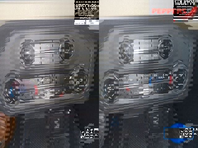 Used 2025 Ford Bronco Big Bend image 20