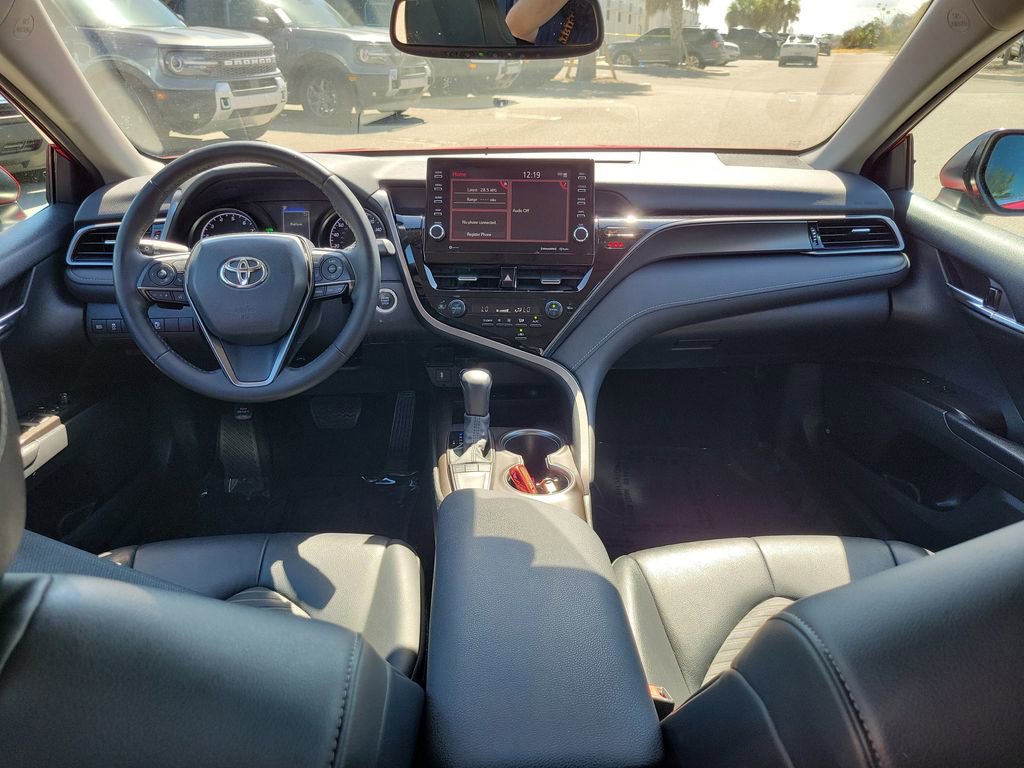 Used 2022 Toyota Camry SE w/ Audio Upgrade Package image 11