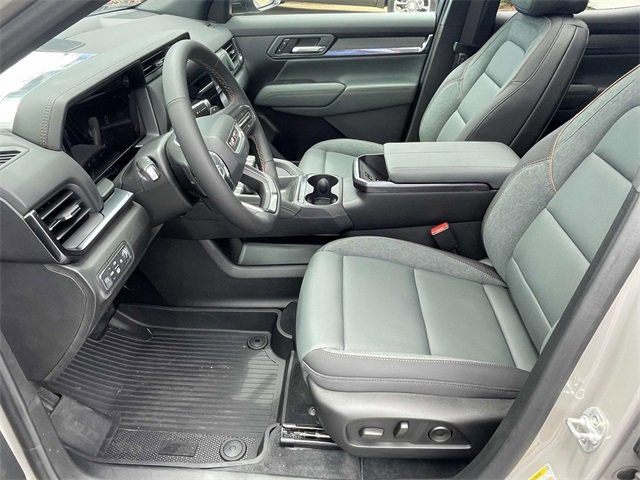 New 2026 GMC Terrain AT4 w/ Convenience Package III image 12