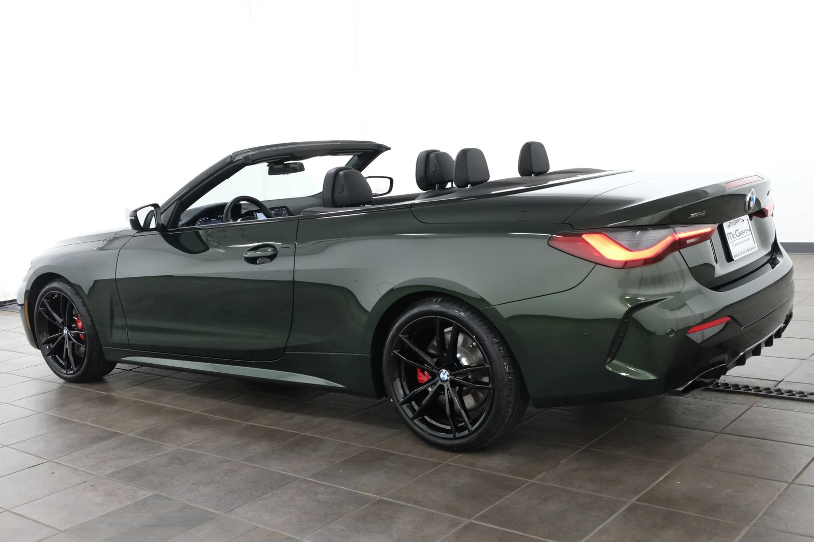 Used 2023 BMW 440i xDrive Convertible w/ Premium Package AWD/4WD image 4