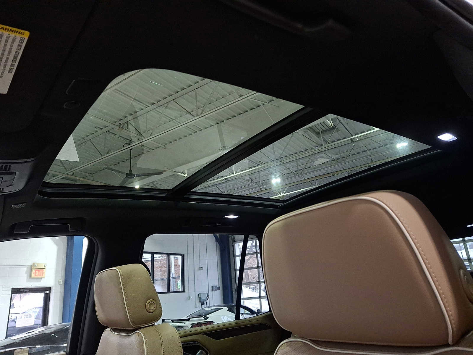 Used 2023 Chevrolet Tahoe Premier image 15