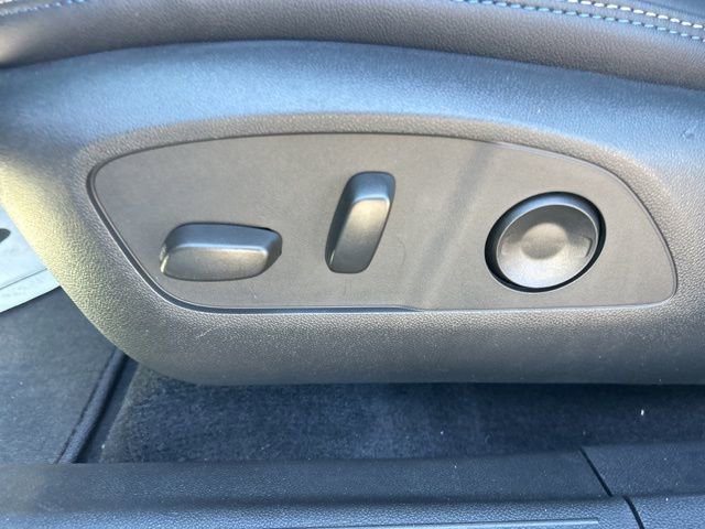 New 2026 Chevrolet Equinox EV LT image 16