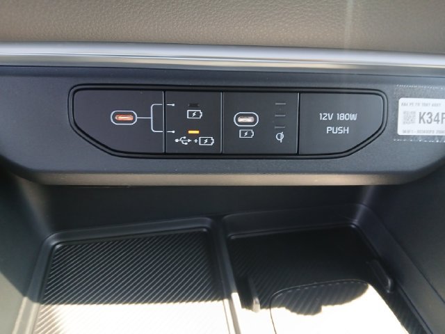 New 2026 Kia Carnival EX FWD image 27