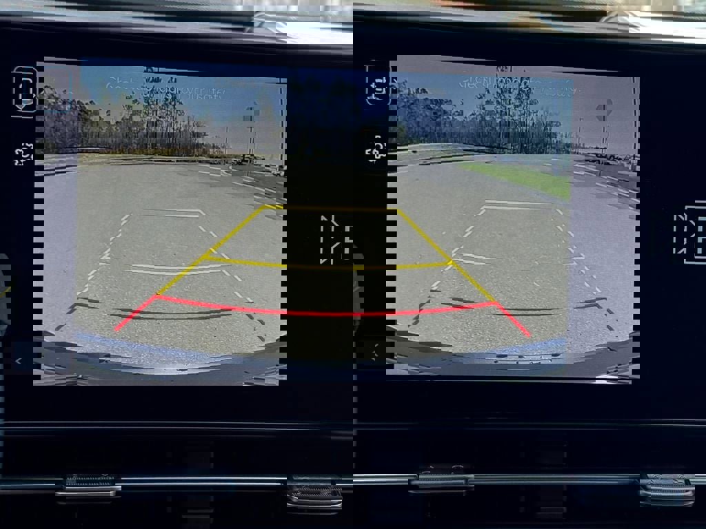 New 2026 Hyundai Kona SE image 18