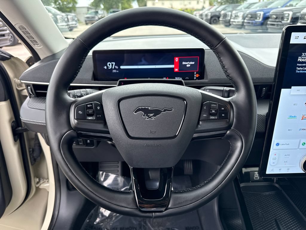 Used 2025 Ford Mustang Mach-E Select w/ Comfort Package Lite AWD/4WD image 14