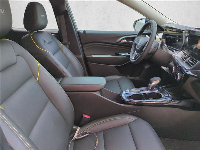 Used 2024 Chevrolet Trax ACTIV w/ Sunroof Package FWD image 20