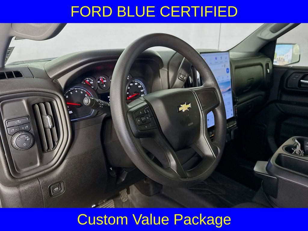 Used 2023 Chevrolet Silverado 1500 Custom image 9