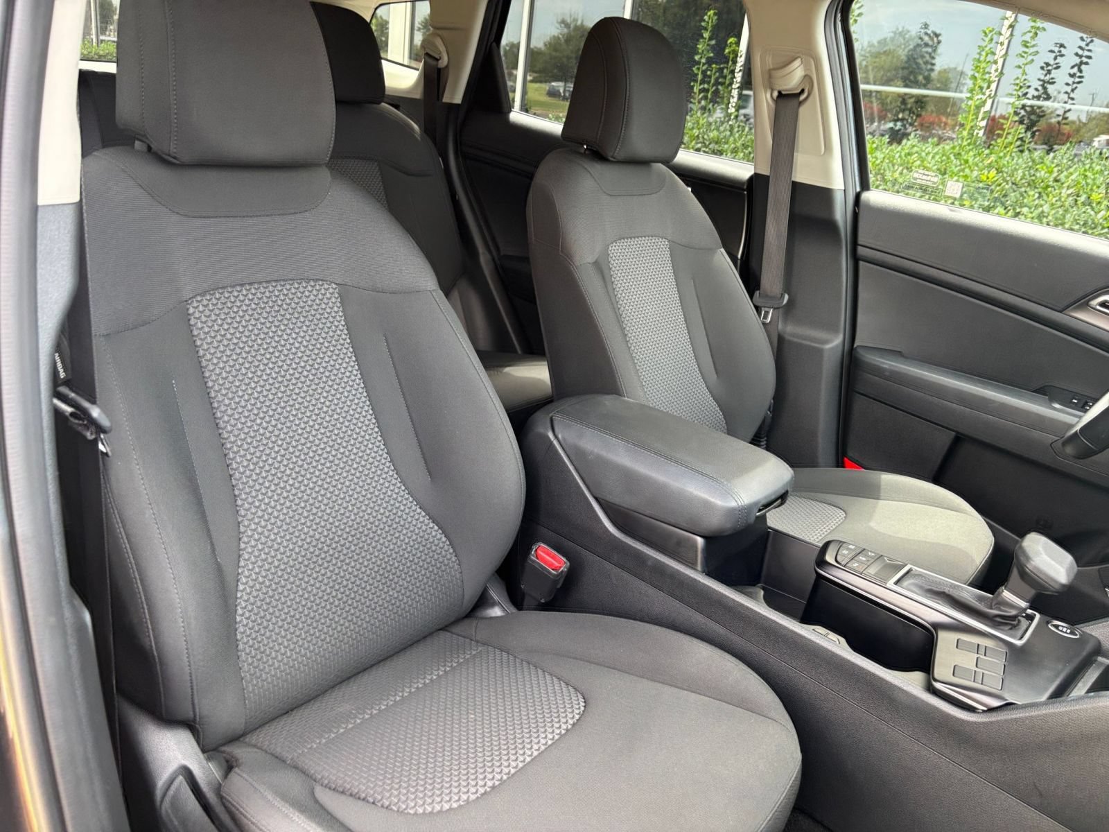 Used 2026 Kia Sportage LX FWD image 36