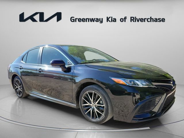 Used 2024 Toyota Camry SE FWD image 1