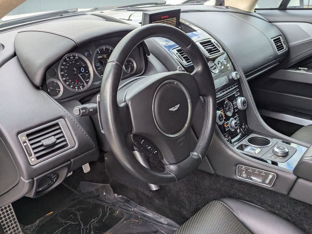 Used 2015 Aston Martin Rapide S image 3