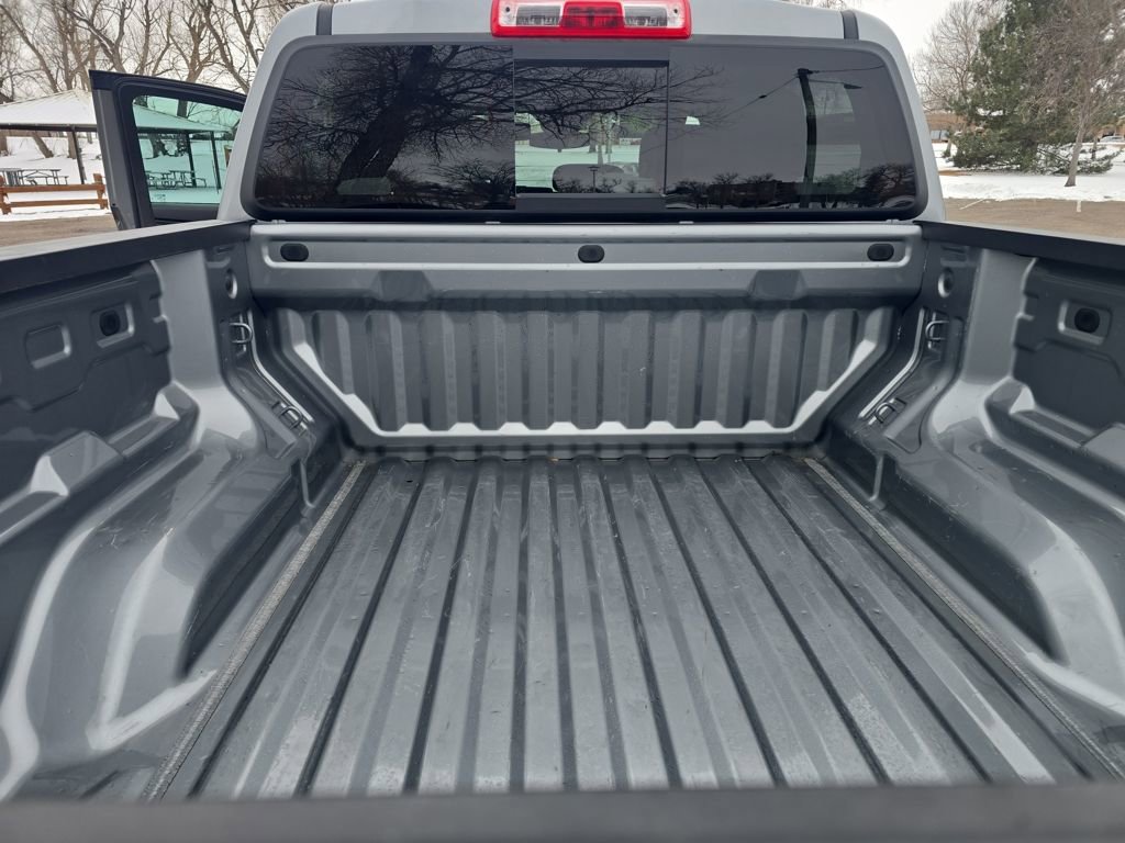 Used 2024 Chevrolet Colorado Trail Boss w/ Technology Package AWD/4WD image 24