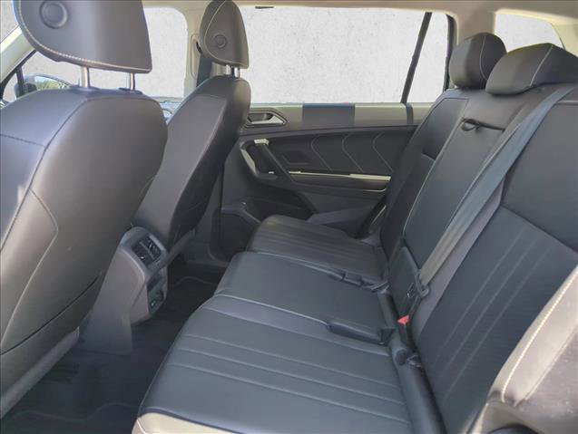 Used 2023 Volkswagen Tiguan SE FWD image 16