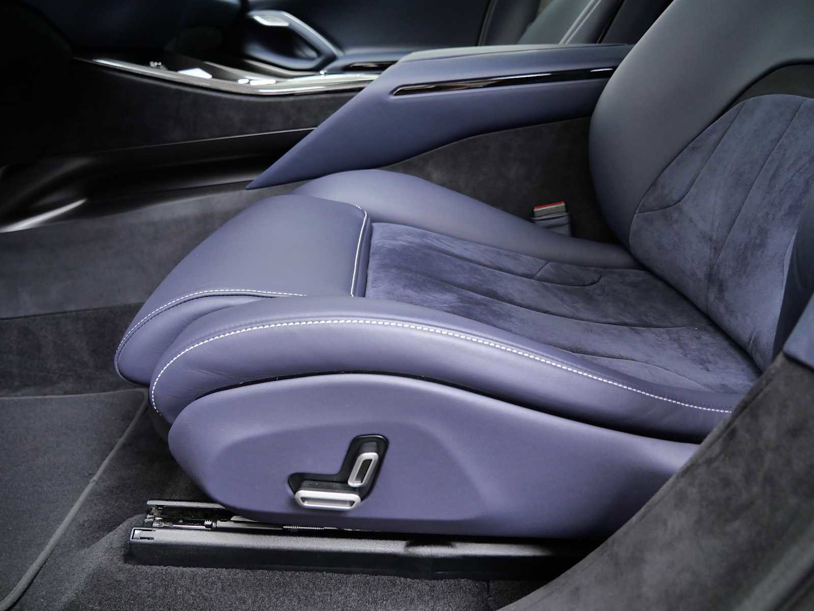 Certified 2024 Ferrari Purosangue image 20